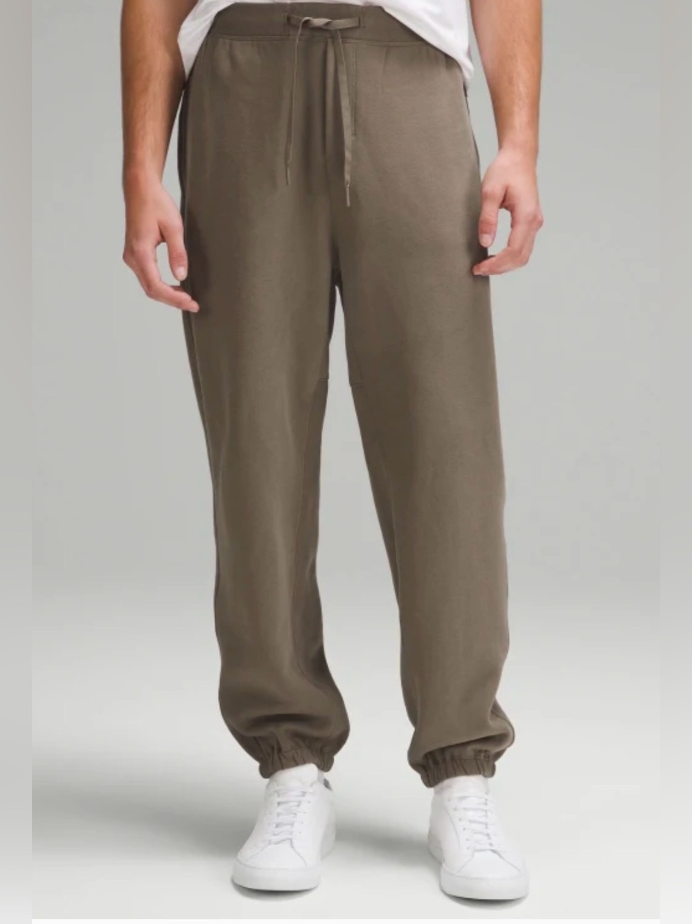 Lululemon Men Joggers Size Medium, Beige